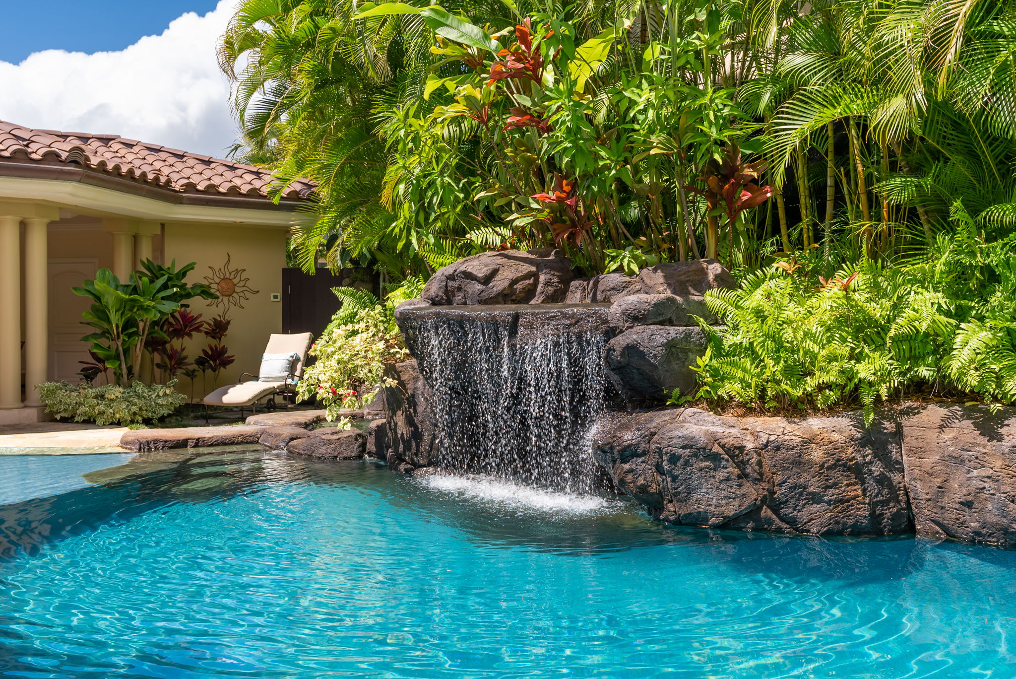 caron-b-realty-kahala