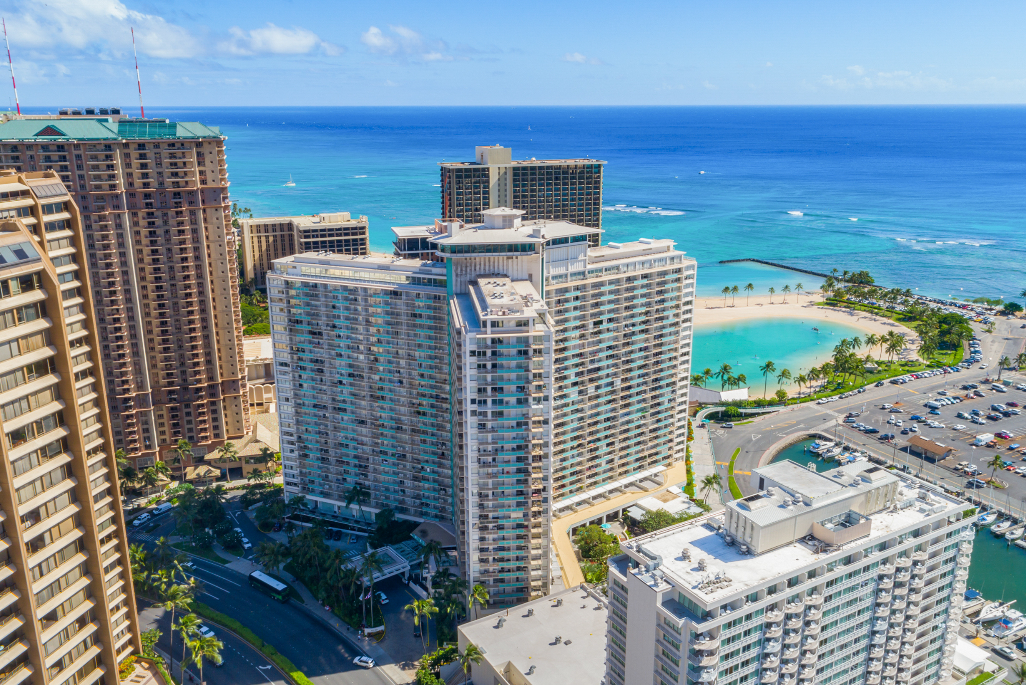 caron-b-realty-alamoana-waikiki