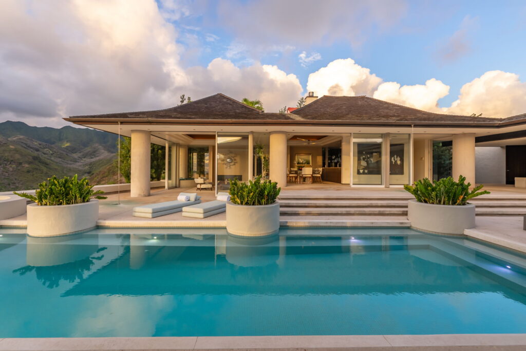 luxury property in Hawaii