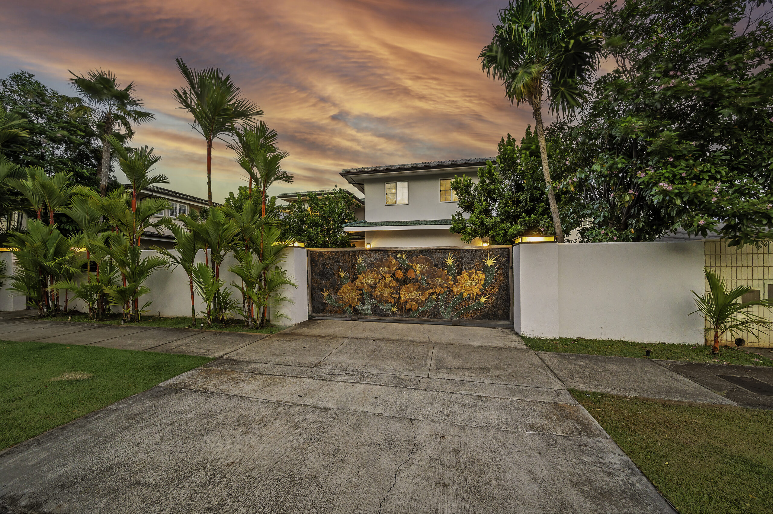 caron-b-realty-kahala